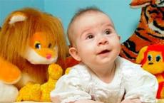Новорожденный ребенок: развитие в первый месяц жизни, поведение младенца и уход с рождения Ребенку 1 месяц можно