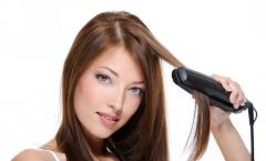 Как правильно выпрямить волосы с помощью утюжка Как правильно вытянуть волосы утюжком средней длины